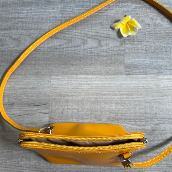 Vera Pelle yellow mini crossbody shoulder bag - Picture 3 of 12